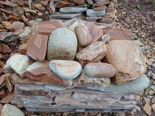 Златолит жёлтый, жёлто-зелёный глыбки и валуны для ланшафтного дизайна купить в Советском