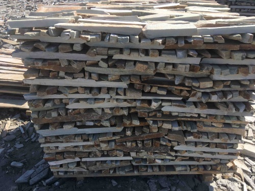 Горбушка златолит золотистый для облицовки купить в Советском