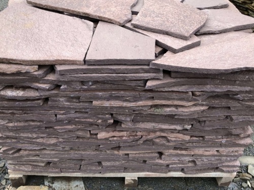 Плитняк лемезит бордовый для облицовки цоколя 20-25 мм  купить в Советском