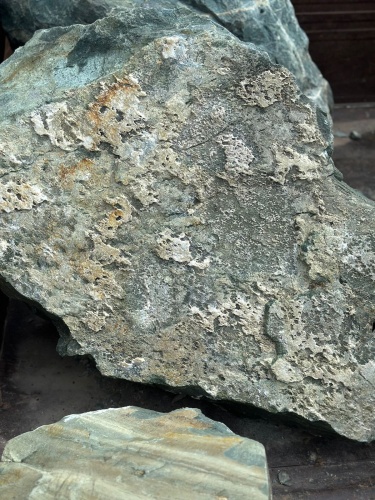 Ландшафтные глыбы зелёные 200-500 килограмм купить в Советском